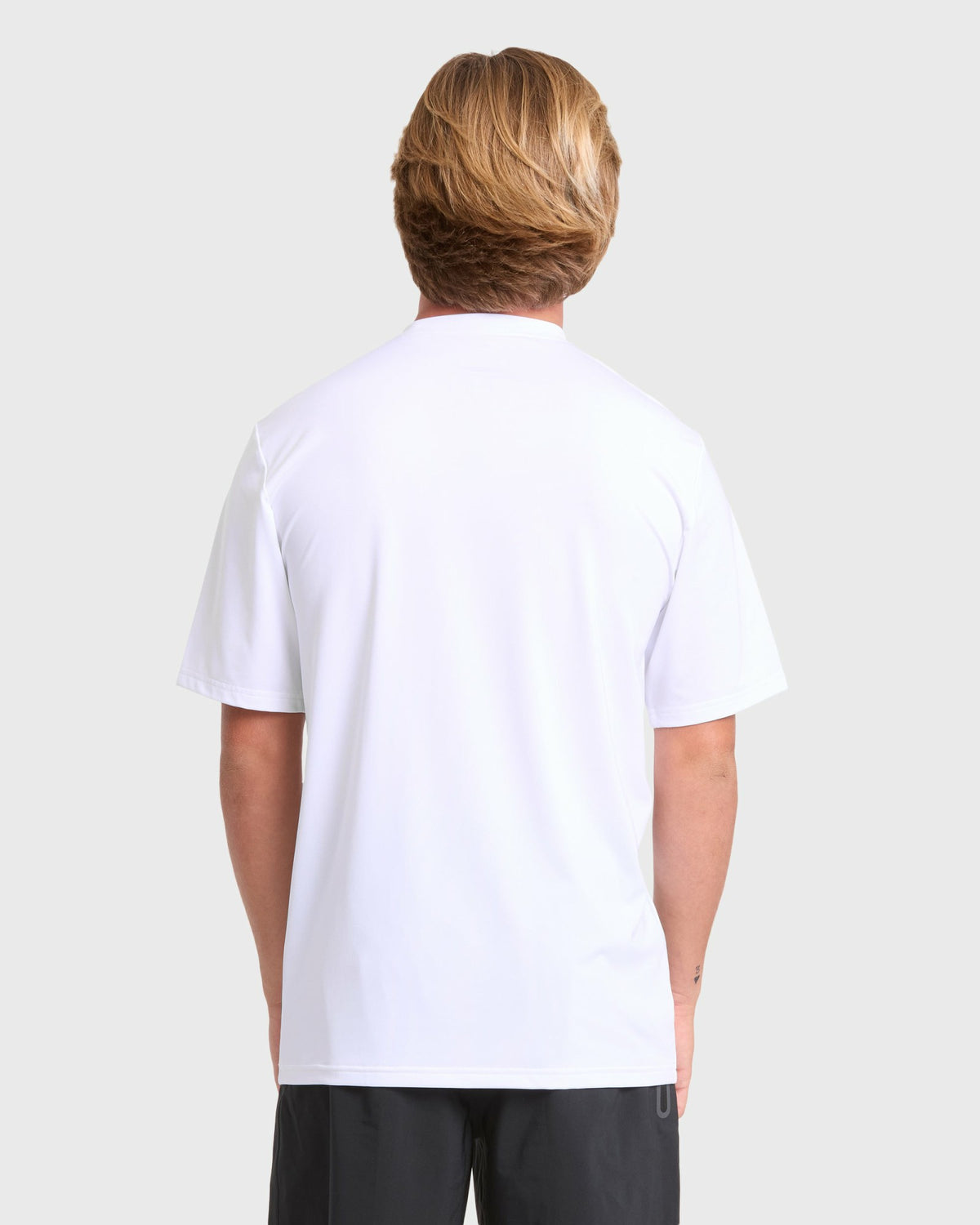 Billabong Men's All Day Wave Loose Fit Short Sleeve Surf Tee - White