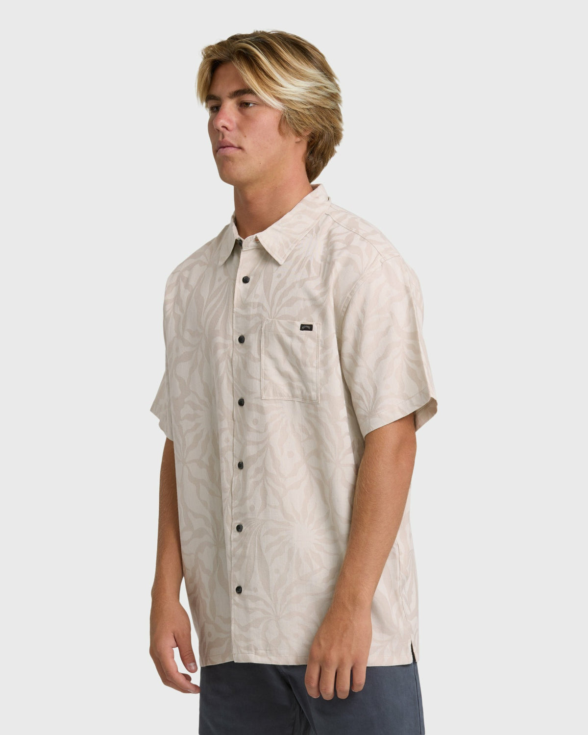 Billabong Men's Sundays Jacquard Short Sleeve Woven Shirt - Ash