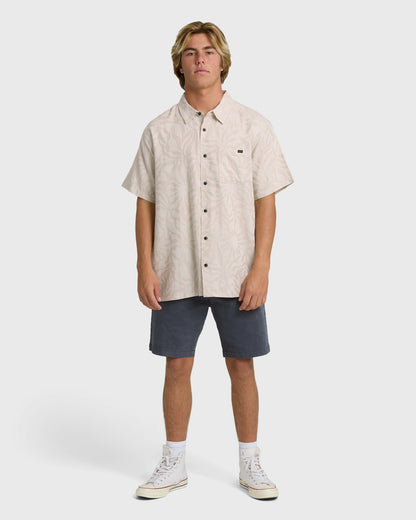 Billabong Men's Sundays Jacquard Short Sleeve Woven Shirt - Ash
