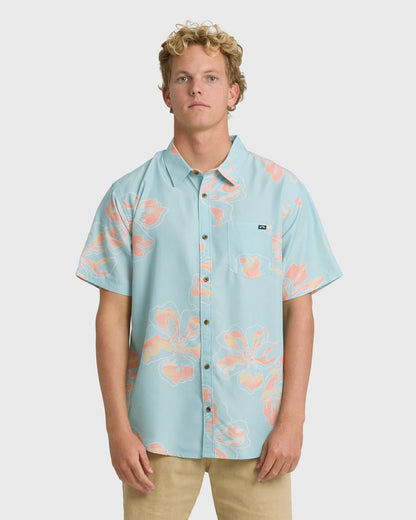 Billabong Men's Sundays Lounge Short Sleeve Woven Shirt - Corydalis Blue