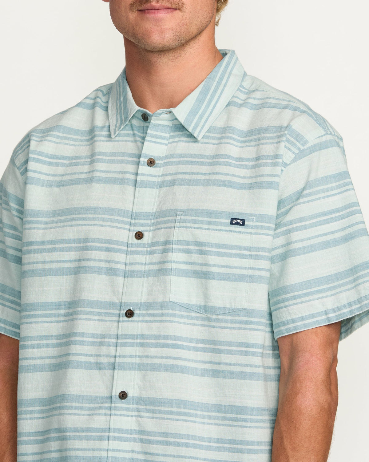 Billabong Men's All Day Stripe Short Sleeve Shirt - Ash Blue