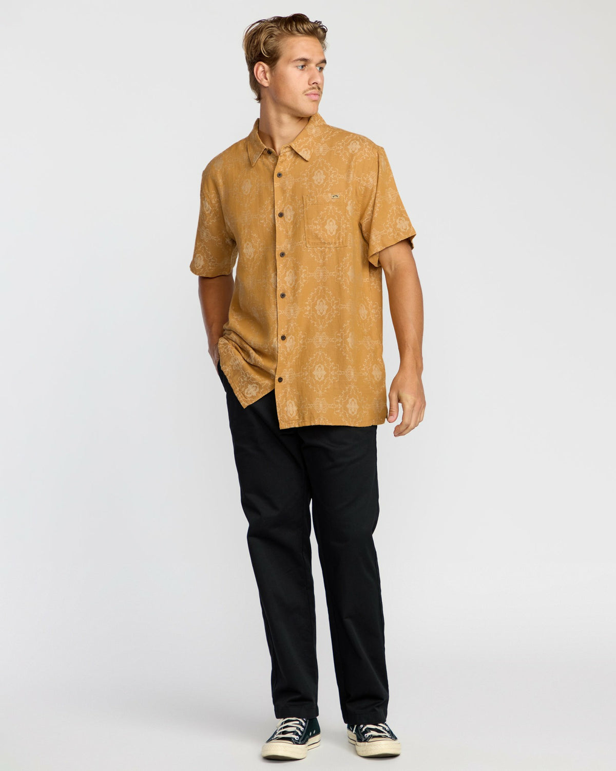 Billabong Men's Sundays Jacquard Short Sleeve Woven Shirt - Golden Haze