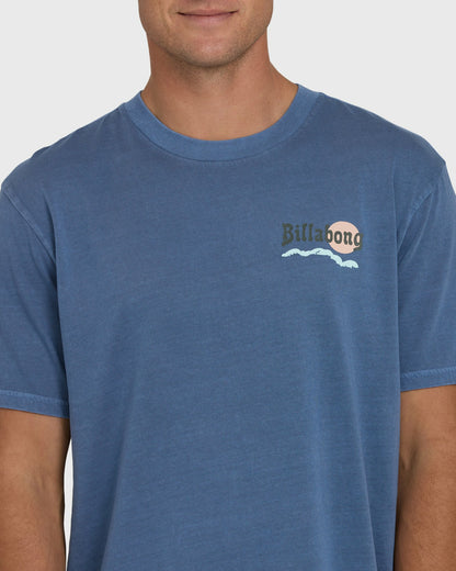 Billabong Men's Loner Wave Washed Premium Short Sleeve Knit T-Shirt - Blue Horizon