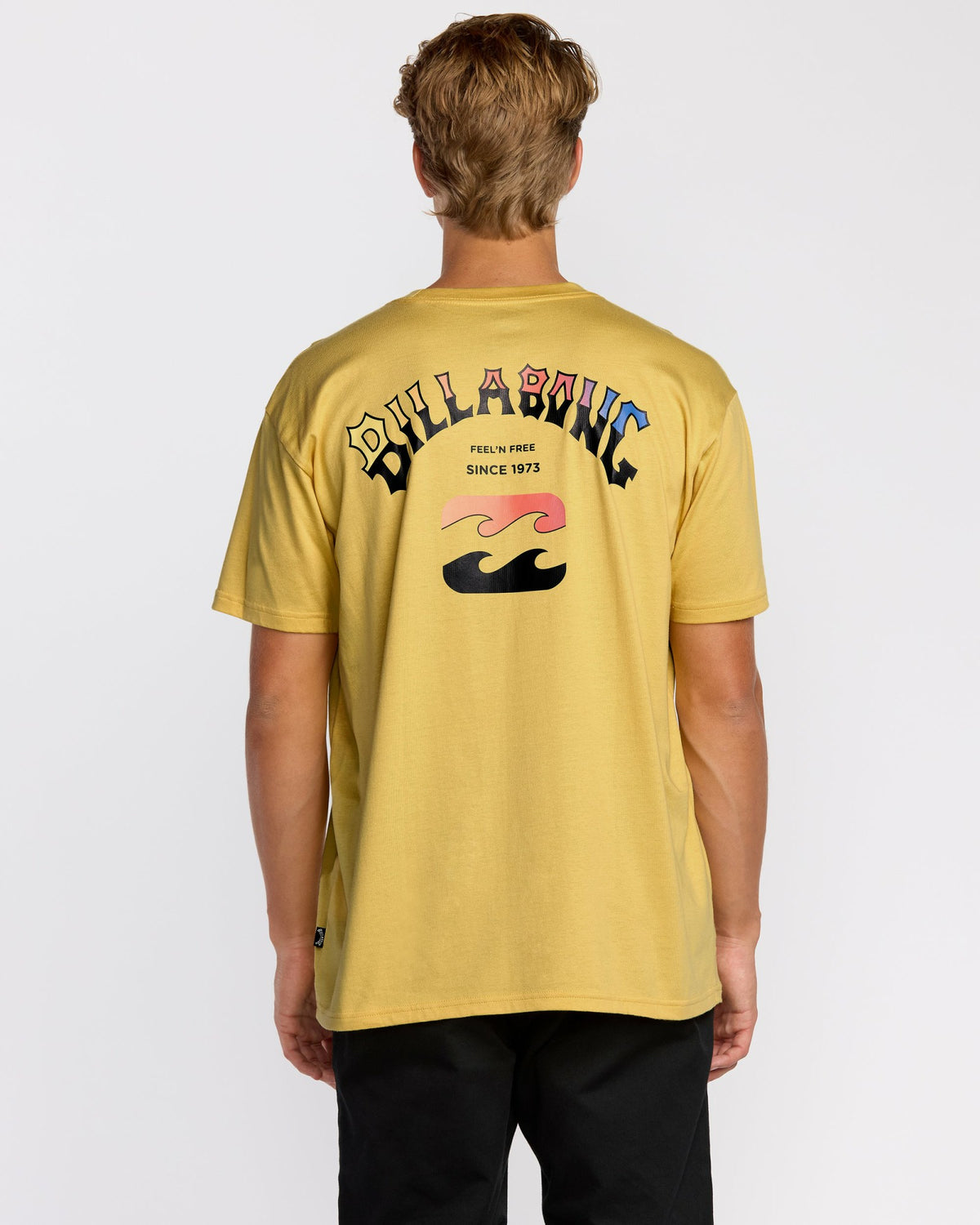 Billabong Men's Arch Fade Premium Short Sleeve T-Shirt - Dust Yellow