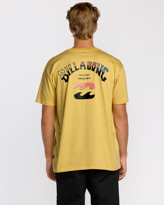 Billabong Men's Arch Fade Premium Short Sleeve T-Shirt - Dust Yellow