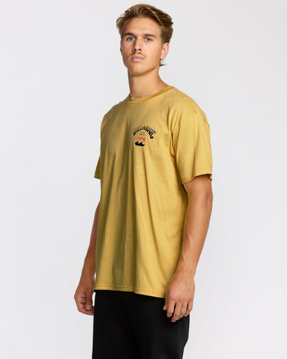 Billabong Men's Arch Fade Premium Short Sleeve T-Shirt - Dust Yellow