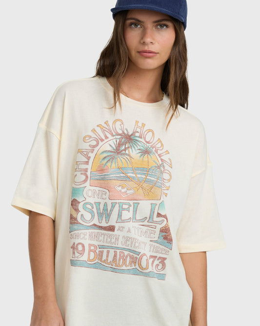 Billabong Women's The Sun Rises Short Sleeve T-Shirt - Whitecap