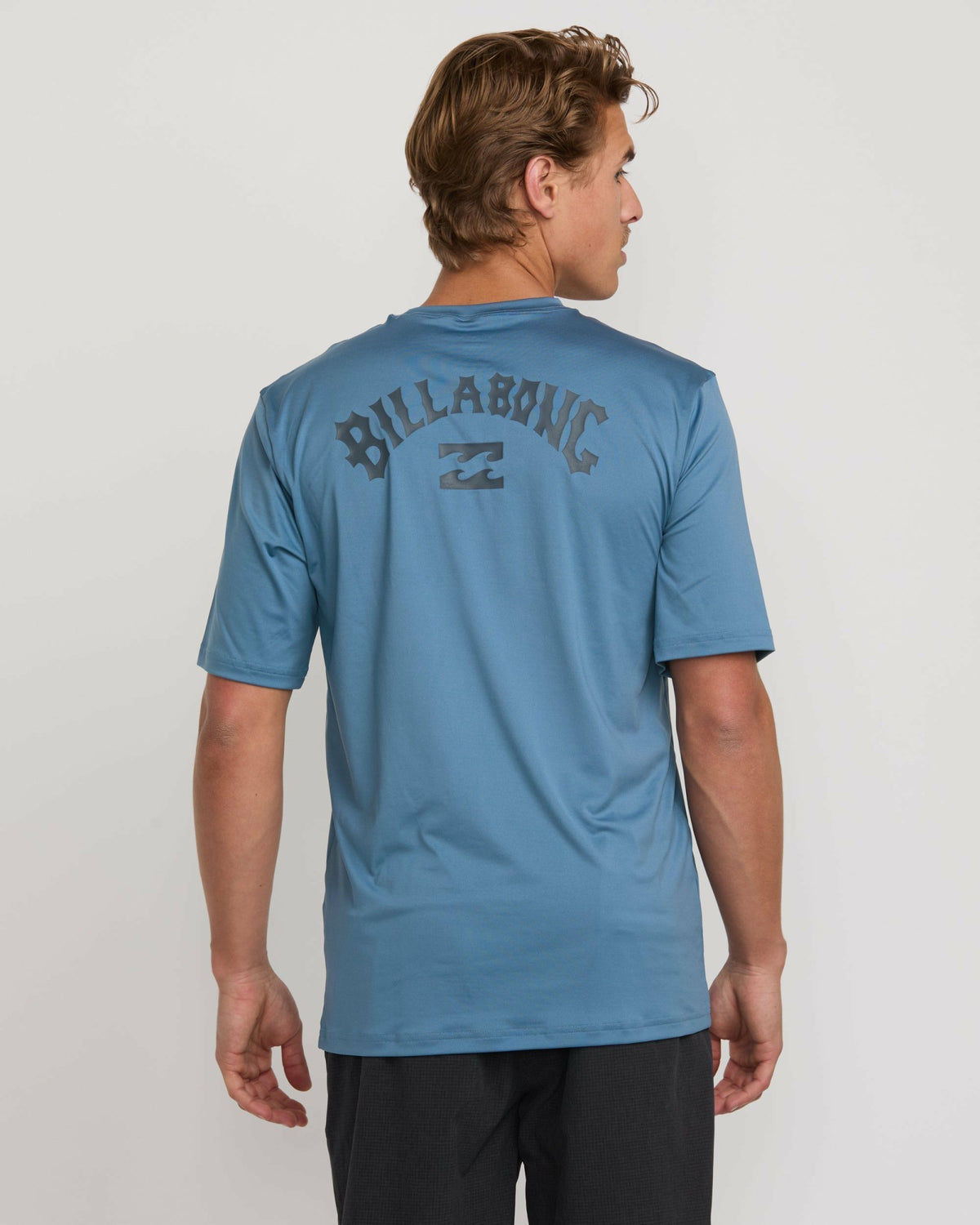 Billabong Men's Arch Loose Fit Short Sleeve Surf Tee - Bay Blue